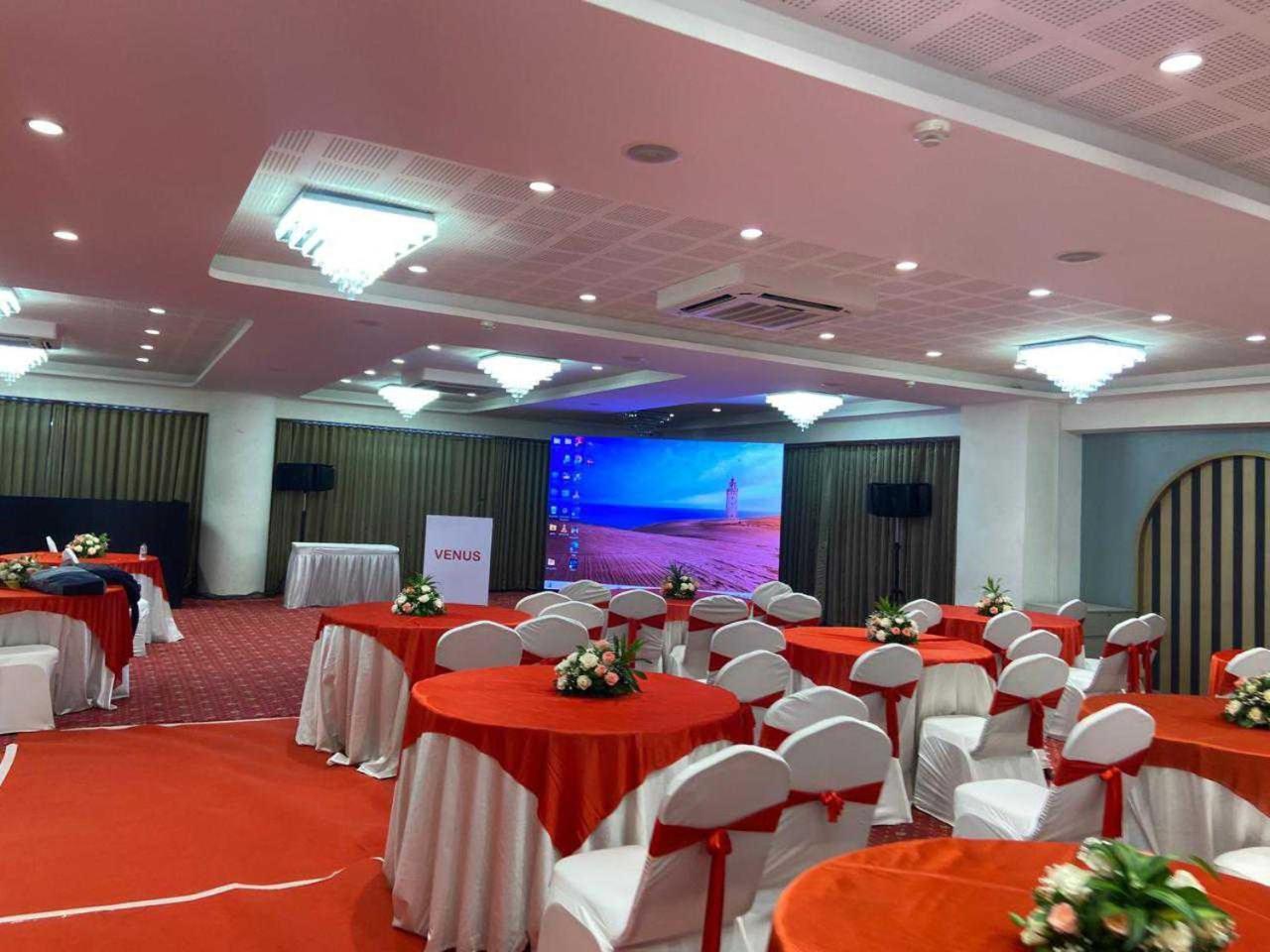 אחמדאבאד Hotel O The Kia Residency Hotel And Banquet מראה חיצוני תמונה